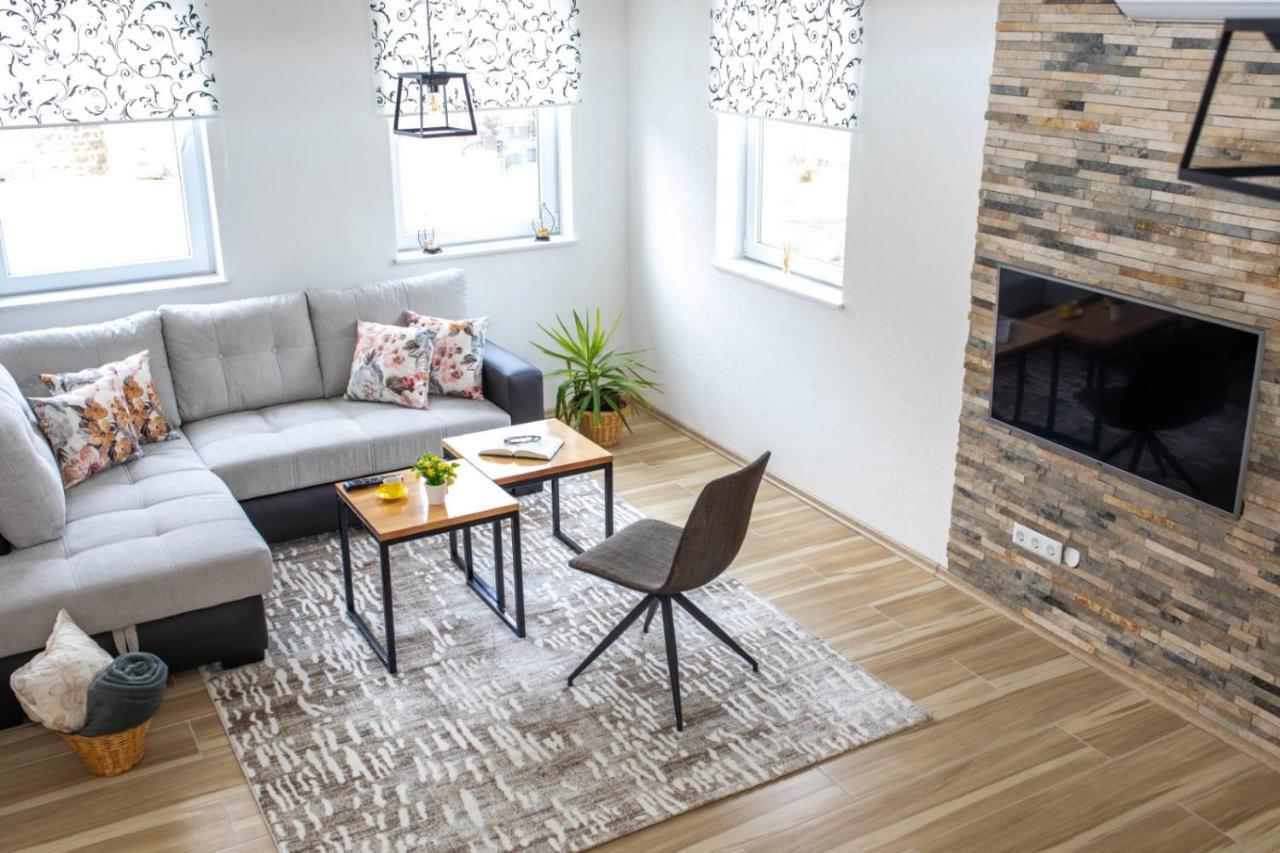 Apartman Uno Яйце Экстерьер фото