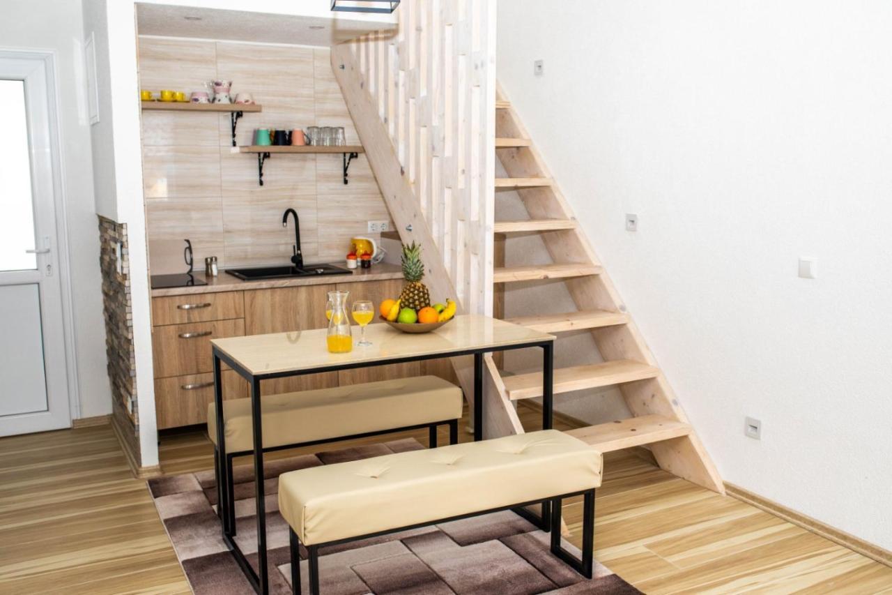 Apartman Uno Яйце Экстерьер фото